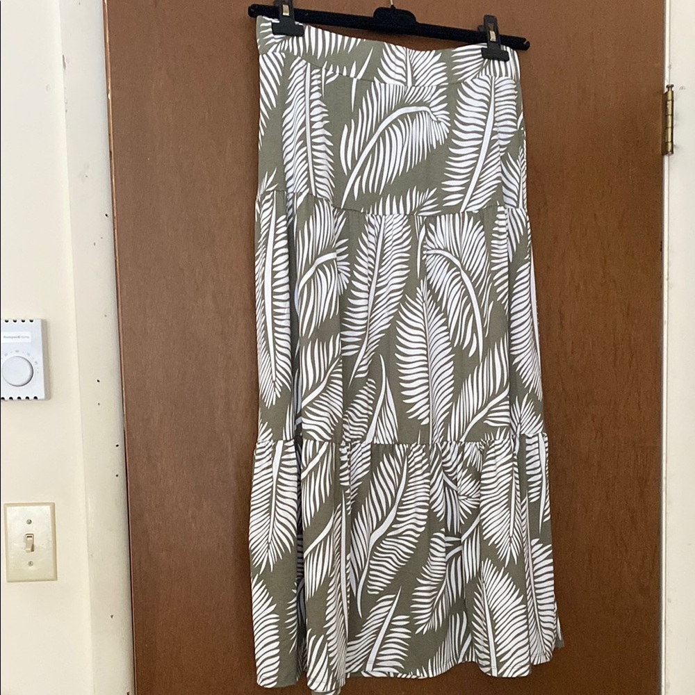 Olive and White Maxi A-Line Skirt Resort Wear